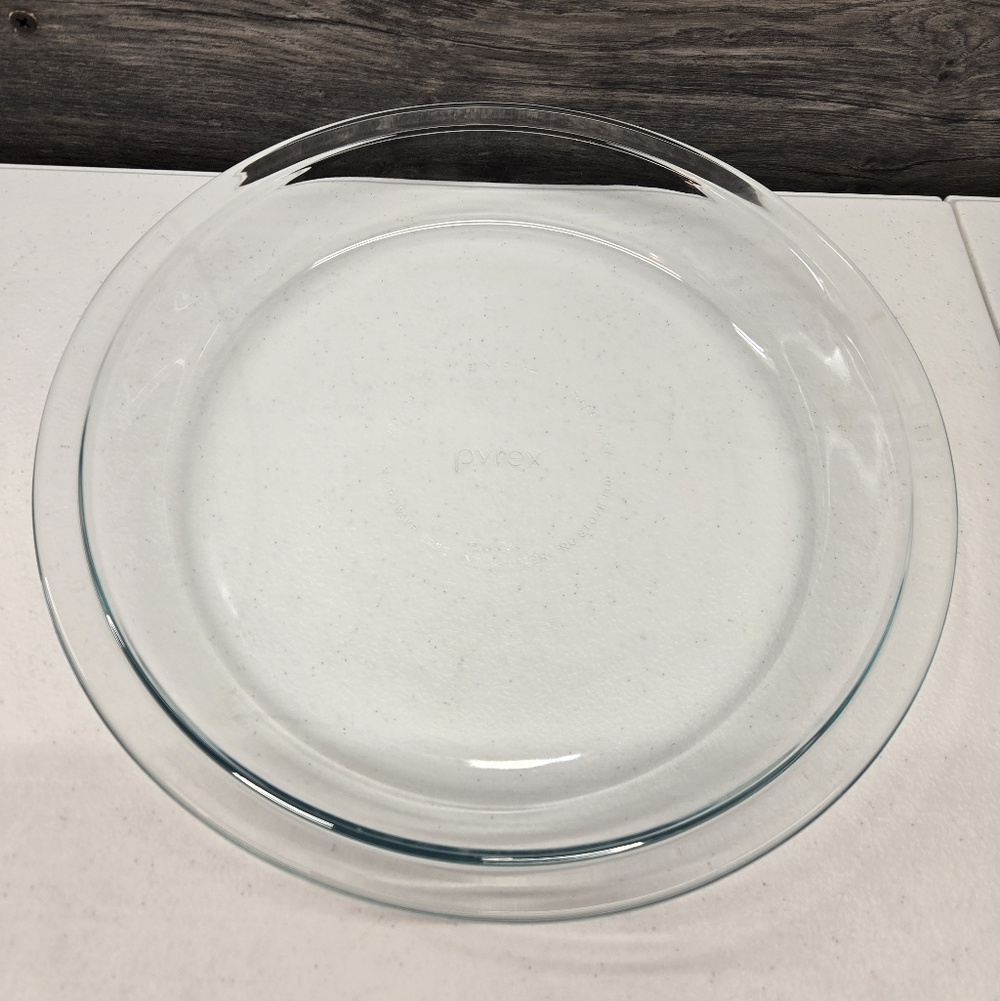 PYREX - CLEAR BLUE TINT GLASS - 9"‎ PIE PLATE #209